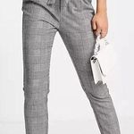 ASOS Vero Moda paperbag trousers in monochrome dogtooth size Medium Photo 0