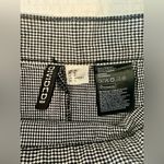 H&M Divided A- Line Mini Skirt Black White Checkered Used Size 4 Photo 5