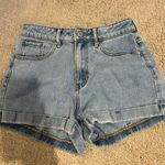 PacSun Mom Short Photo 0