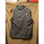 The North Face NWT  Womans Ridgewall Vest Dark Grey Soft Shell Size Medium LOGO Photo 5