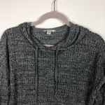 American Eagle  hooded thermal‎ top Photo 1
