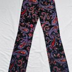 Danielle Bernstein β
NWT Ankle Flare Paisley Pants - Multicolored Purple β
Photo 2