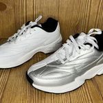 FILA  V94M 50/50 silver and white sneakers
Comfortable everyday shoes
Women’s 7 Photo 0