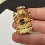 Amethyst Vintage Signed Ultra Brooch Pin Gold Tone Purple Rhinestone Angel Photo 5