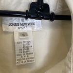 Jones New York Sport Women’s Cream Long Sleeve Button Down Shirt EUC Sz 6 Photo 3