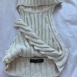 Local European Knitted Open Back Top Photo 4