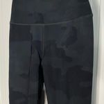 Alo Yoga  High Waist Camo Vapor Legging Black Camouflage Size XS NWOT Photo 4
