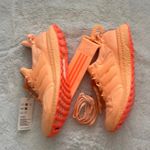 Adidas Ivy Park X Ultraboost OG Rodeo Acid Orange Solar GY3835 Photo 2