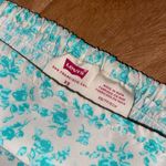 Levi's Women's Yvie Puff 3/4 Sleeve Cropped Blouse - Electric Green Floral Photo 7