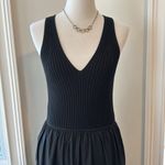 Evereve  Arya Rib Knit V-neck Tank w/flowy, ruffle tier dress, Medium, Like new Photo 3