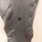 Lululemon textured jogger style leggings estimated size 8 Photo 5