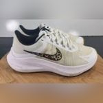 Nike  Zoom Winflo 8 Premium Women's Leopard Running Shoes Photo 2