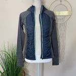 H&M • padded outdoor activewear jacket Photo 35