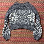 Ruby Moon  GREY & WHITE WOOL BLEND CROP SWEATER Photo 4