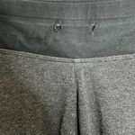 PINK - Victoria's Secret PINK Victoria’s Secret yoga pants - gray/black - Size Large DRAWSTRING MISSING Photo 2