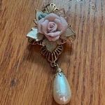 Vintage Pink Porcelain 3D Rose Mounted and Dangle Tear Drop Pearl Pin Brooch Photo 0