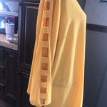 Avenue NWT  size 26/28 yellow blouse with cut out sleeve Photo 4