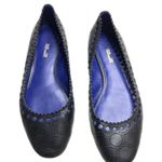 Diane Von Furstenberg  Corolla Flats Black Leather Perforated Scallop Trim Sz 7.5 Photo 3