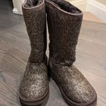 UGG  Australia Women's Classic Short II Foil Glam Boots Size 5 Chestnut B… Photo 5