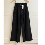 FIGS  Ultra High Rise Shelby Wide Leg Scrub Pants in Black, Size XXS Petite Photo 9