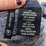 Women’s petite medium dress shirt Size undefined Photo 2