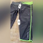 Nike Dri Fit Women’s Sz L Dk Gray Capri Athletic Running Leggings Photo 10