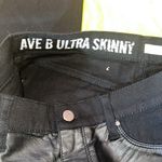 DKNY Ave B Ultra Skinny Size 4 Black Jeans Photo 3