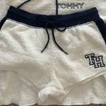 Tommy Hilfiger UO shorts Photo 0