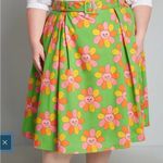 Modcloth NWT x Marisol Muro Green Floral Cat Skirt Size 6 Photo 1