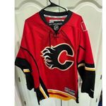 Reebok Vintage NHL Calgary Flames Woman Jersey Large Photo 0