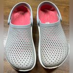 Crocs  Unisex W’s 7 M’s 5 LiteRide 360 Water Shoe Clog Sandal Photo 2