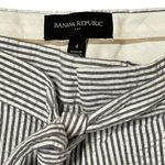 Banana Republic Seersucker Shorts Size 4 Blue White Stripe Belted Stretch 30X3.5 Photo 6