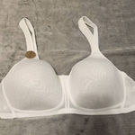 Wacoal  Awareness Wire-Free Bra 856367 Size 38C White Photo 0