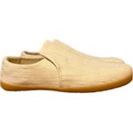 Mukishoes Elegant Cream Loafers for Women Size 8 Photo 2