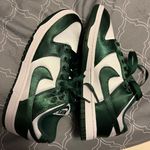 Nike Women’s Dunk Low Green Photo 1
