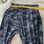 Zenana Outfitters Women's M Camouflage Slouchy Jogger Pants Gray Black Casual Loungewear Photo 5