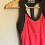 Under Armour Womens Shirt Medium Semi Fitted Orange Tank Top HeatGear Run Bra M Photo 4