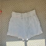 Vineyard Vines  Women’s White Belted Shorts Photo 2