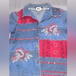 INDIGO MOON Women’s Floral Embroidered Button Up Jean Jacket Pink Photo 7