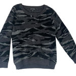 Barefoot Dreams  size medium dark camo soft CozyChic Charcoal Pullover Photo 0