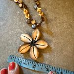 Cowrie Shell Flower Pendant Necklace Pendant Handcrafted Boho Beachy Glossy Brown Photo 5