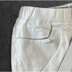 NEW Parker & Rowe White Capri Jeans Pull On Elastic Waist Rhinestone Fringe XL Photo 3