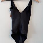 SKIMS NWT  Body Plunge Bodysuit Onyx Small BD-THG-3326 SOLD OUT Photo 4