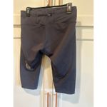 Athleta  Cropped Leggings Women's M Athletic Yoga Capri Pants Gray Graphic White Photo 1