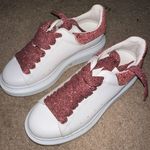 Alexander McQueen  Photo 0