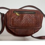 Vintage Brown Leather Crossbody Bag with Quilted Pattern and Brass Hardware Photo 0