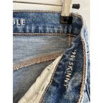 American Eagle Outfitters 90s Skinny Stretch Size 0 Distressed Medium Wash Photo 3
