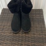 UGG  Boots Amie woman’s size 9 Photo 3