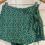 FAVLUX  Green Floral Print Wrap Detail  Shorts Photo 0