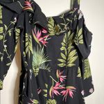 Atmosphere  Green Leaf Pattern Top Photo 8